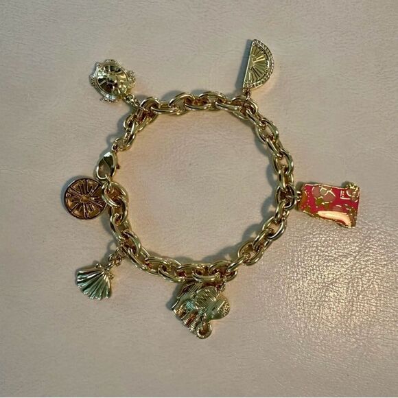 Lilly Pulitzer Gold Charm Bracelet. - Picture 1 of 9